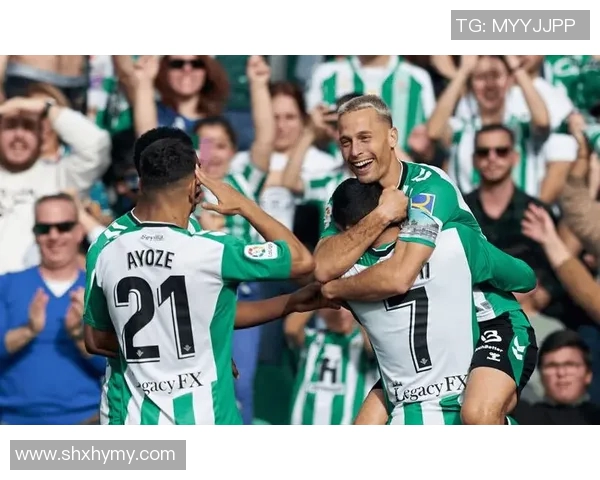 西甲焦点战：埃尔切主帅萨拉比亚率队迎战皇家马德里，誓用团结拼搏创造奇迹